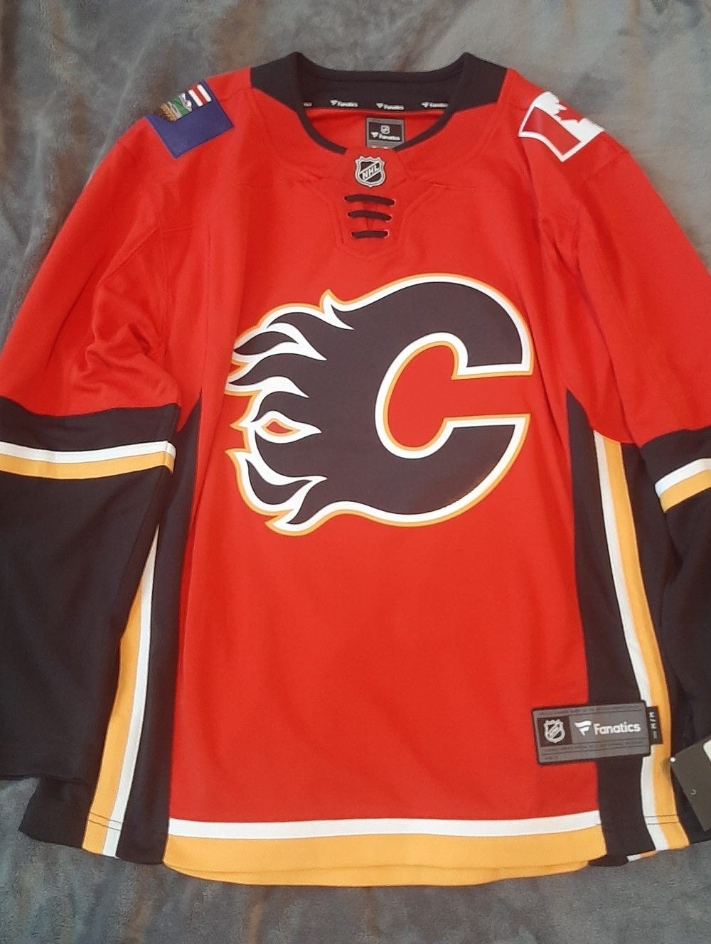Authentic Fanatics Calgary Flames Home Jersey (M)